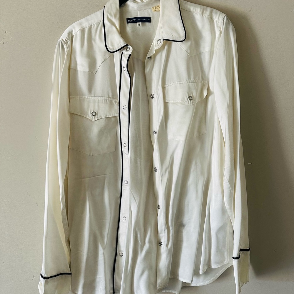 Levi's White Shirt with Black Trim